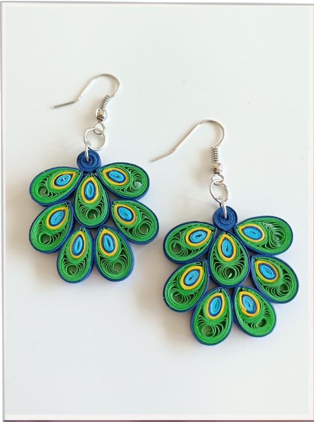 Brincos artesanais de quilling